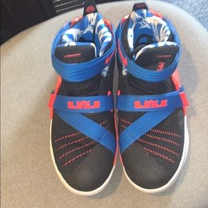 Boys Lebron James sneakers